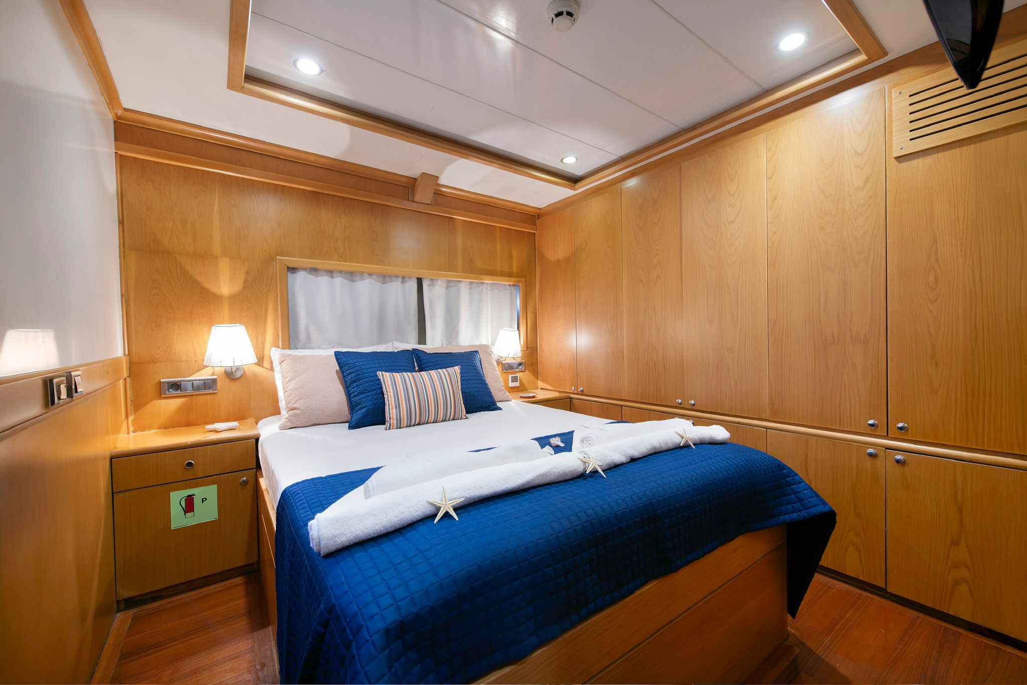 Derya Deniz Galeri 14